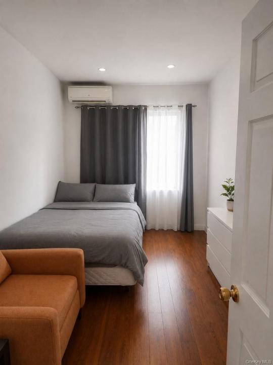 #3 photo, 99-12 37th Avenue, Corona , NY 11368