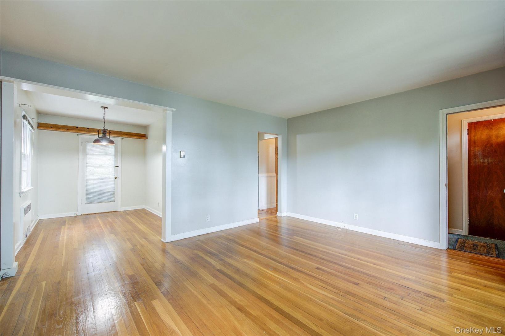 #6 photo, 26-20 210th Place, Bayside , NY 11360