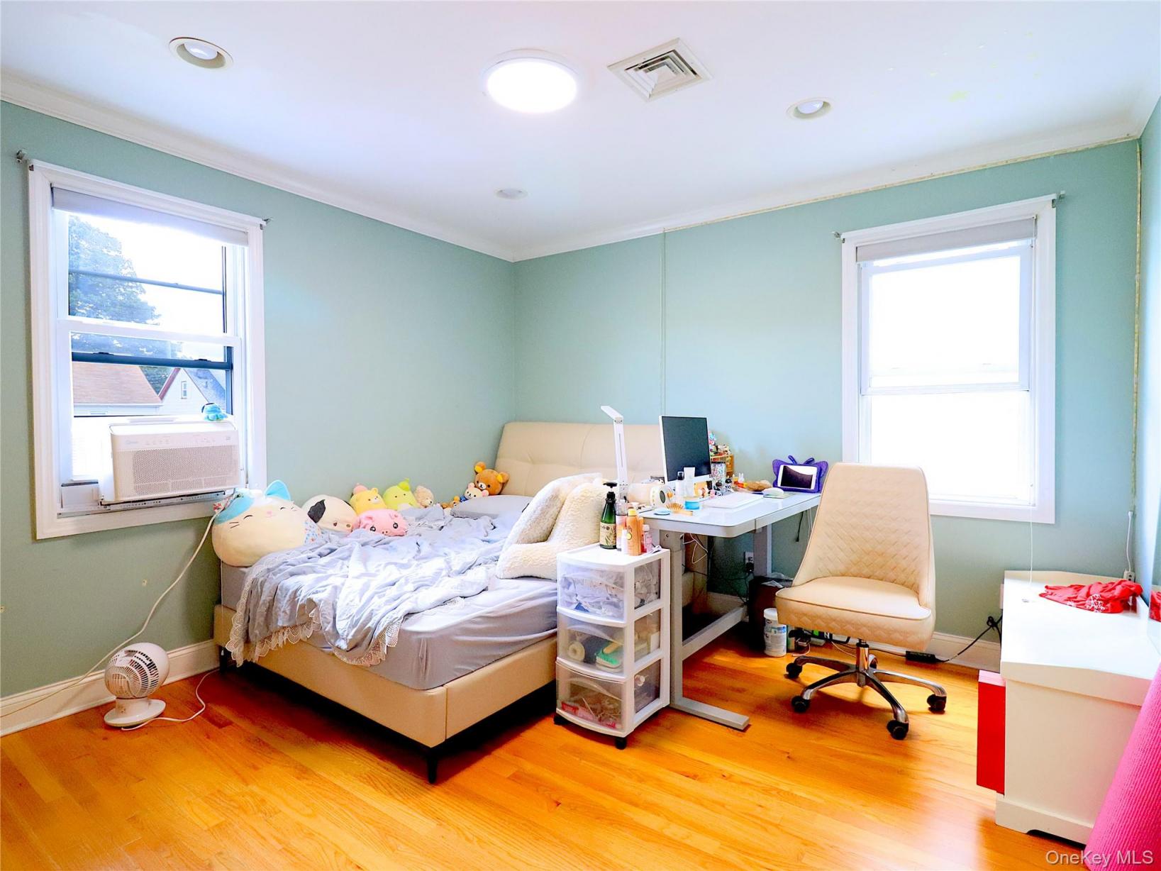 #14 photo, 3415 208th Street, Bayside , NY 11361