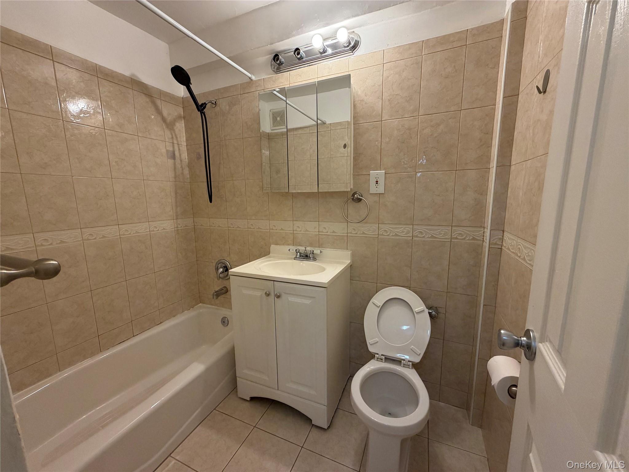 #2 photo, 83-30 Vietor Avenue, Elmhurst , NY 11373