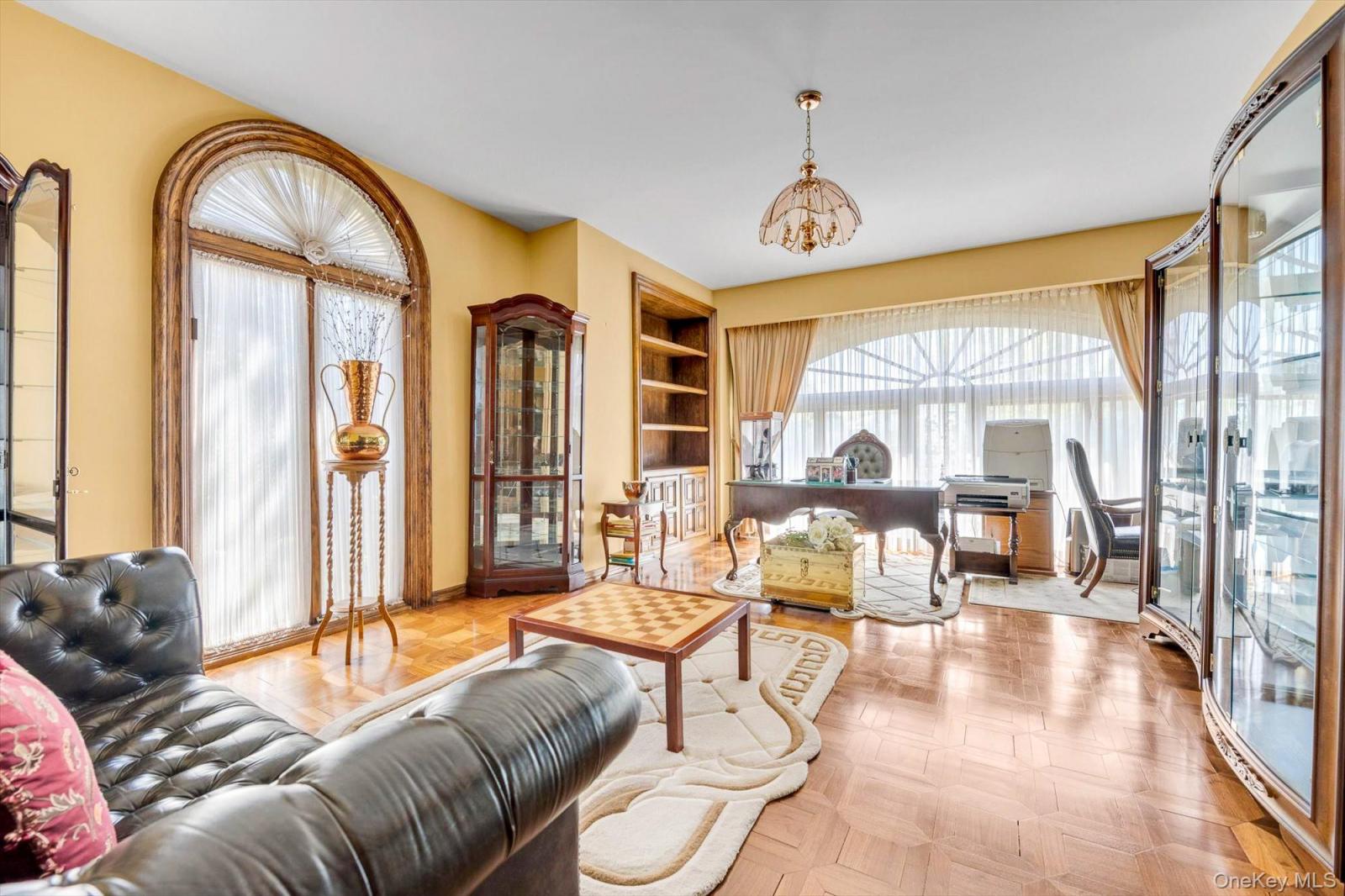 #14 photo, 118 Malba Drive, Malba , NY 11357