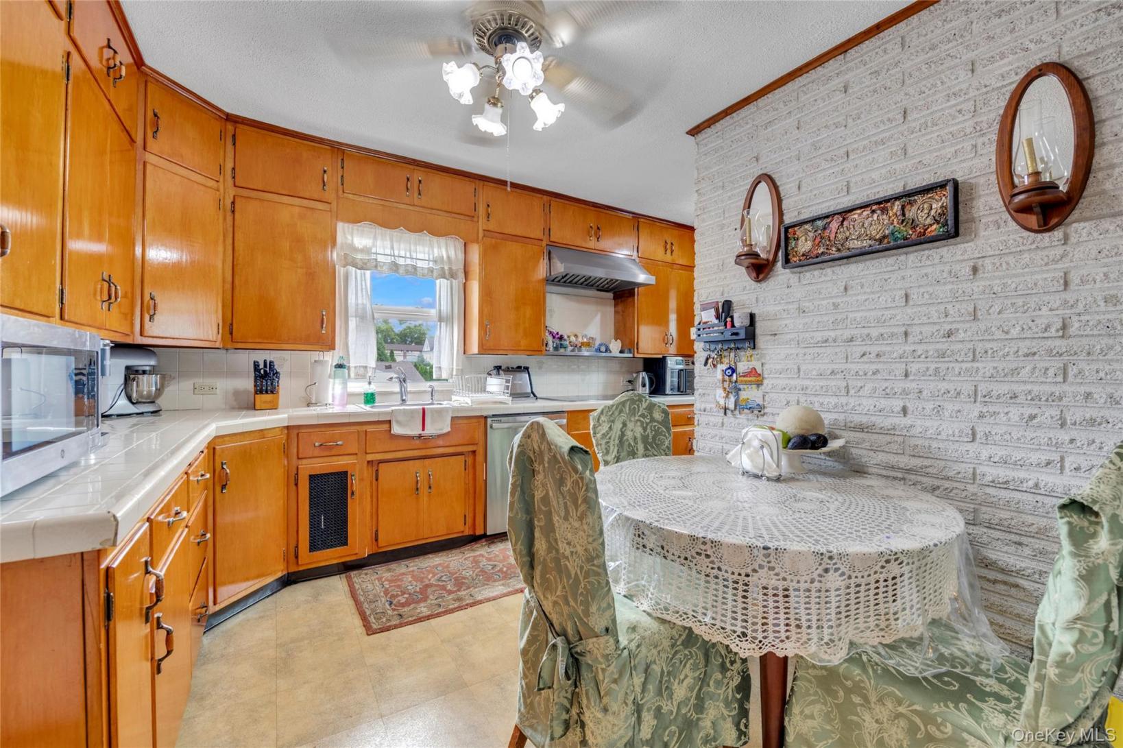 #13 photo, 15424 12th Road, Whitestone , NY 11357