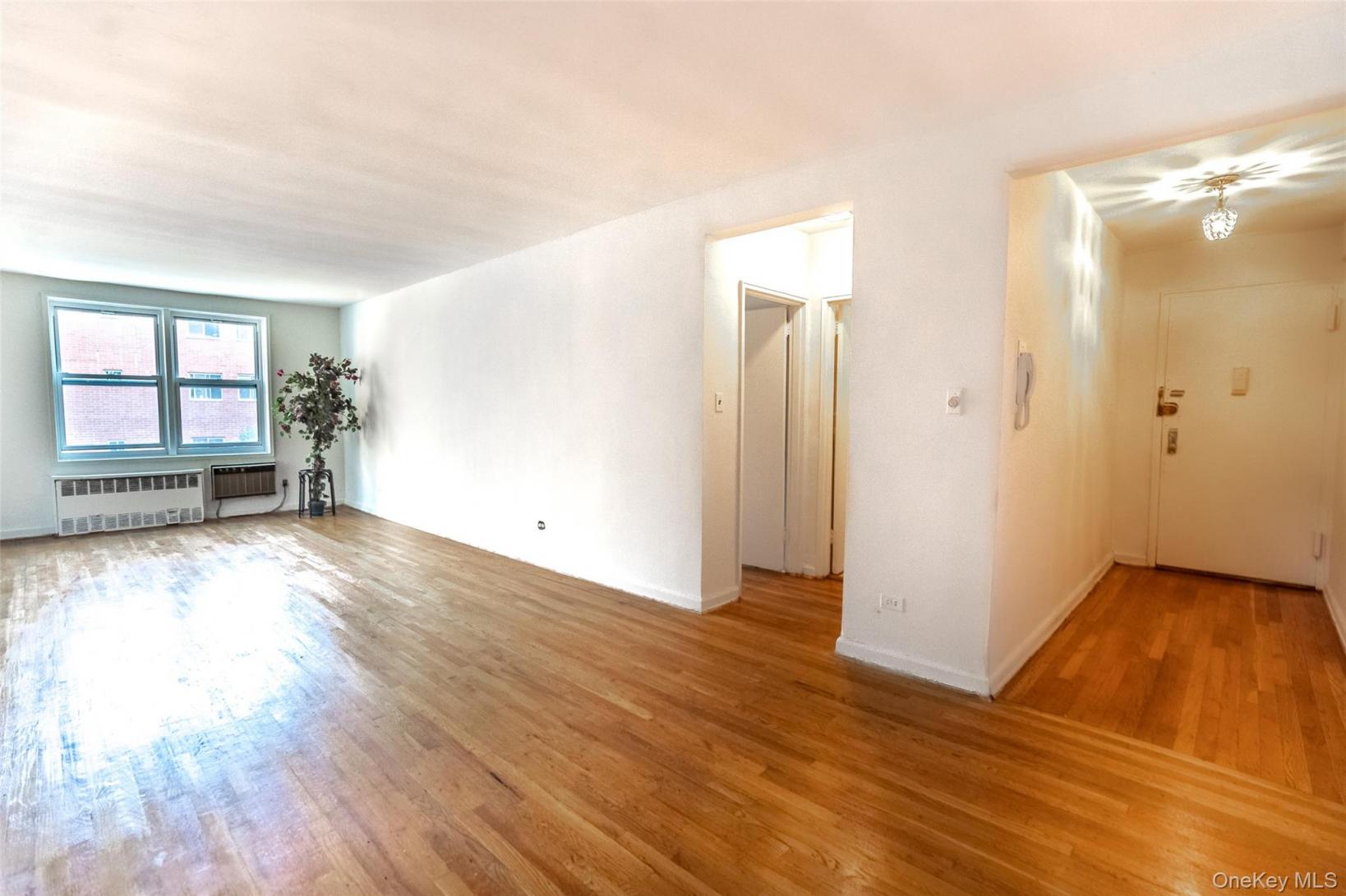 #5 photo, 144-30 Sanford Avenue, Flushing , NY 11355