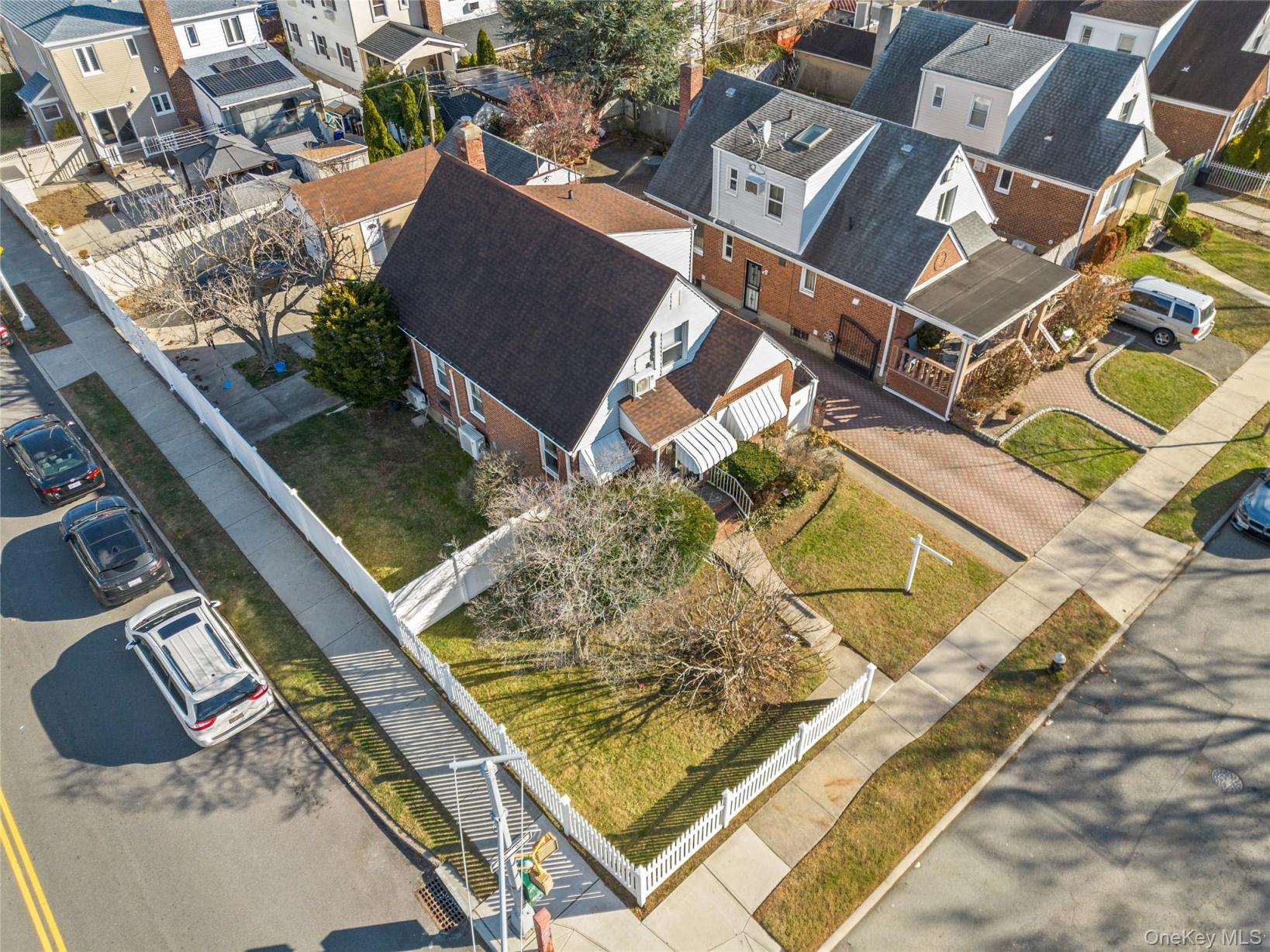 #19 photo, 32-03 Clearview Expressway, Bayside , NY 11361