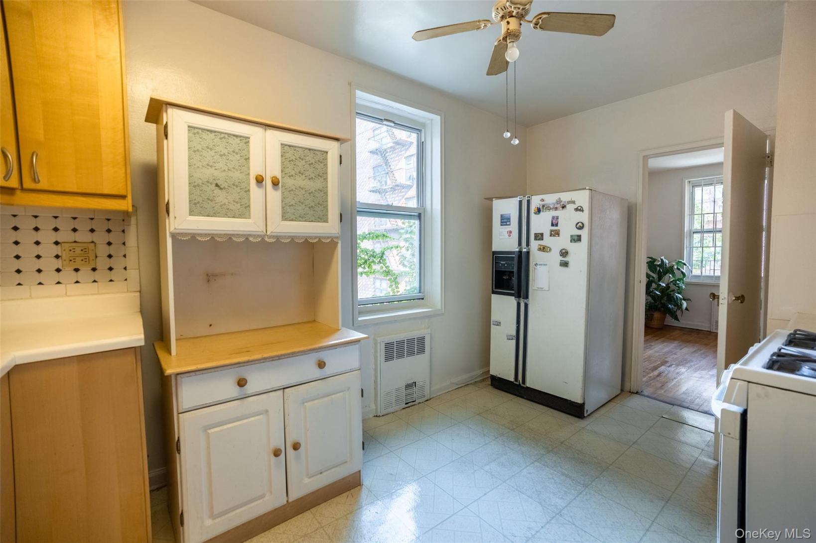 #8 photo, 144-30 Sanford Avenue, Flushing , NY 11355