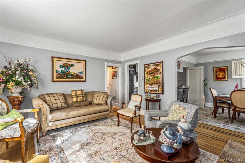 #6 photo, 166-47 25th Avenue, Whitestone , NY 11357