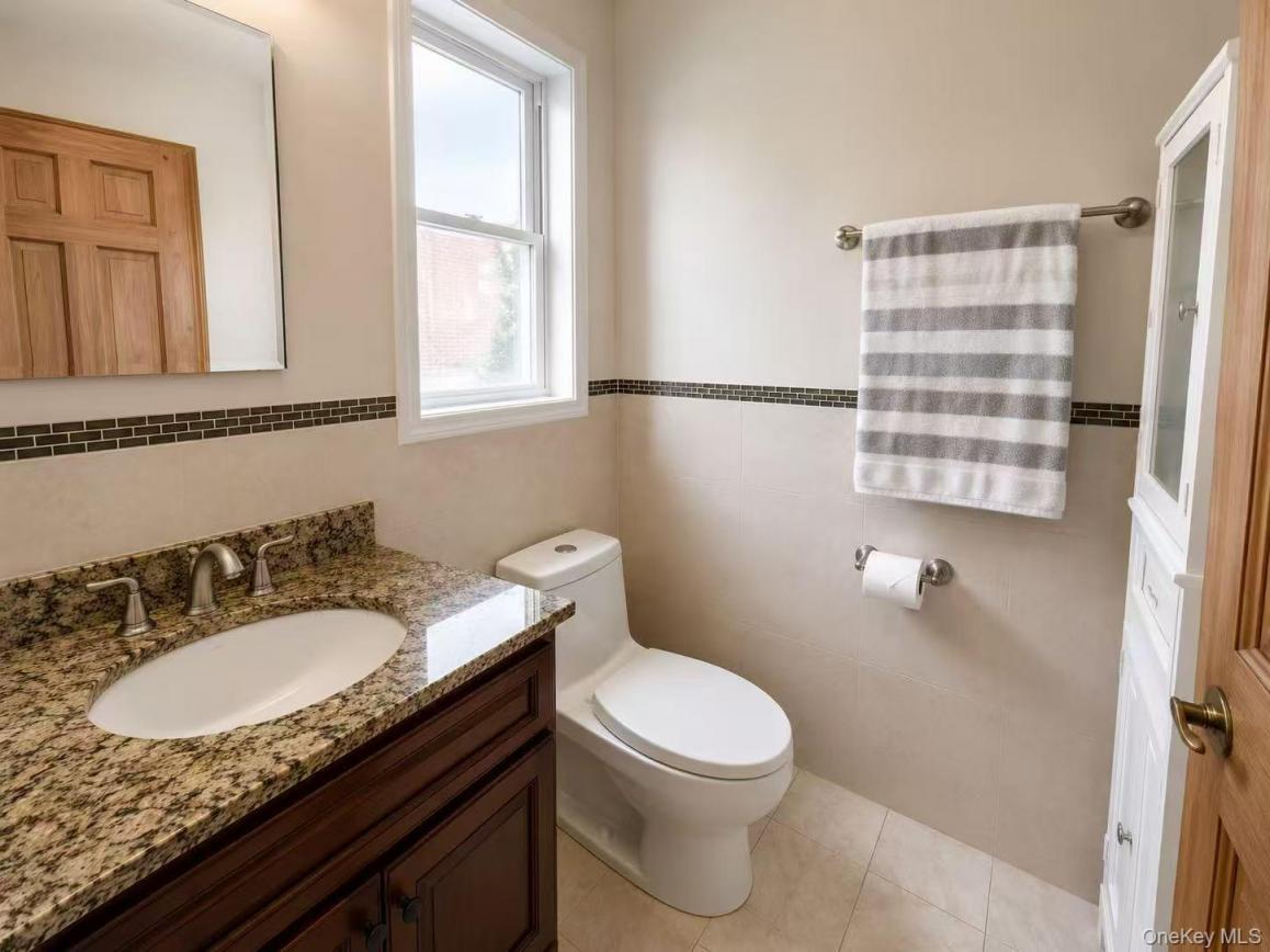 #5 photo, 2039 150th Street, Whitestone , NY 11357