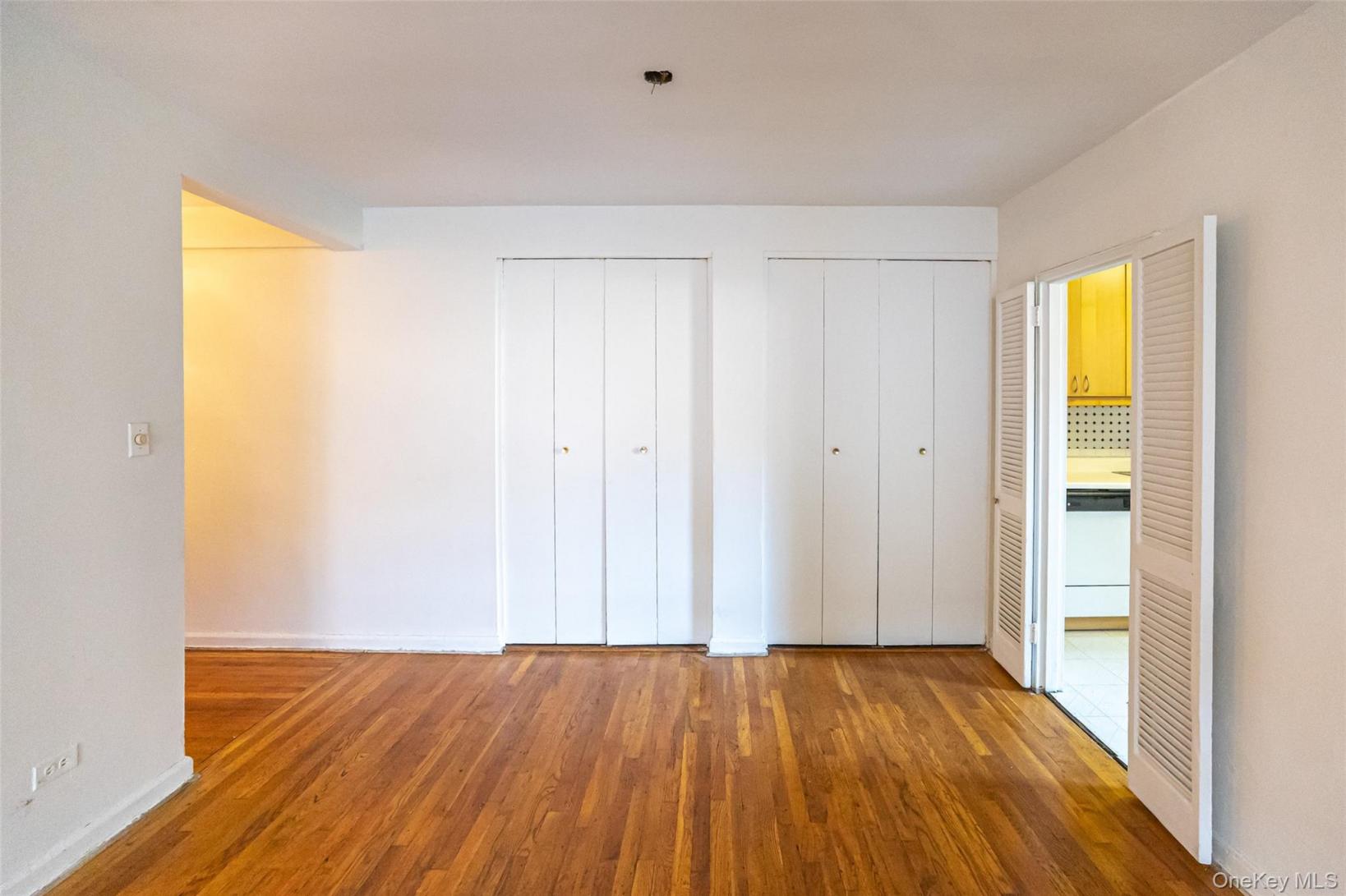 #7 photo, 144-30 Sanford Avenue, Flushing , NY 11355