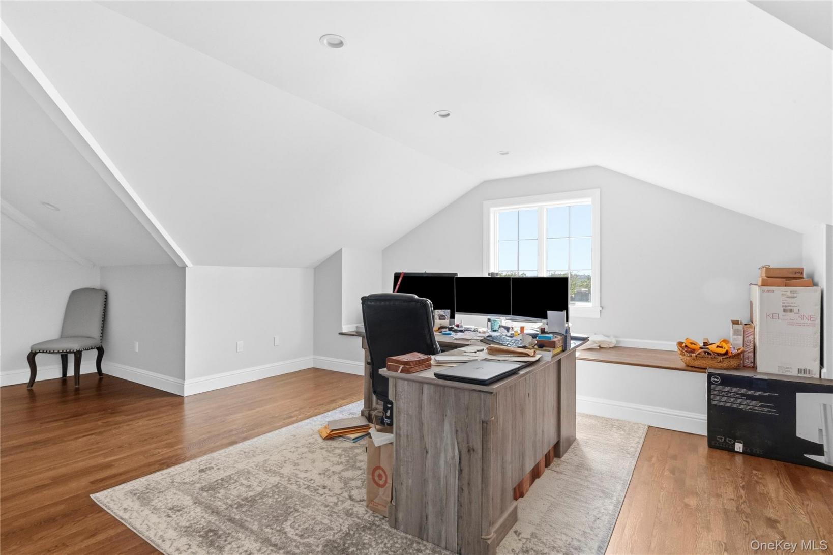 #18 photo, 18 Boulevard, Malba , NY 11357
