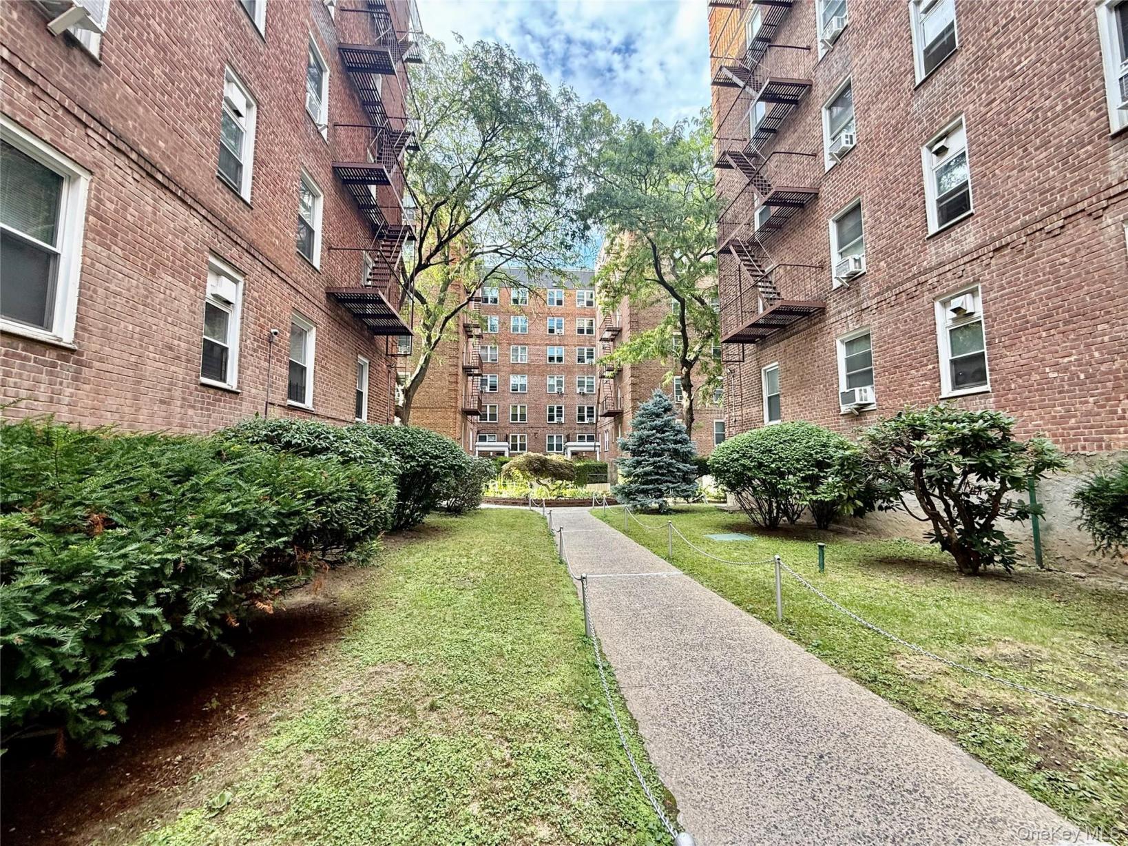 #9 photo, 144-35 Sanford Avenue, Flushing , NY 11355
