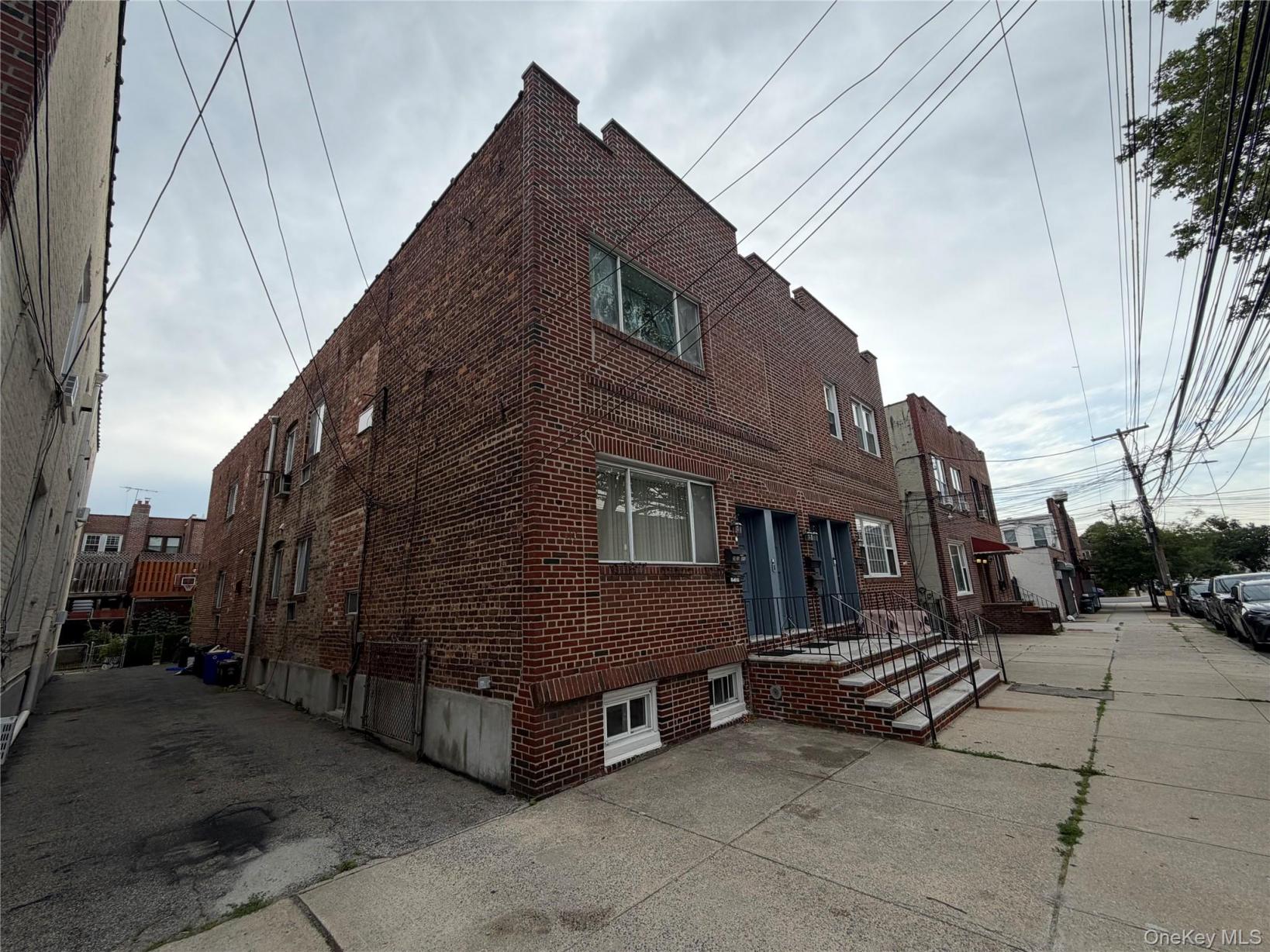 #6 photo, 29-27 200th Street, Bayside , NY 11360