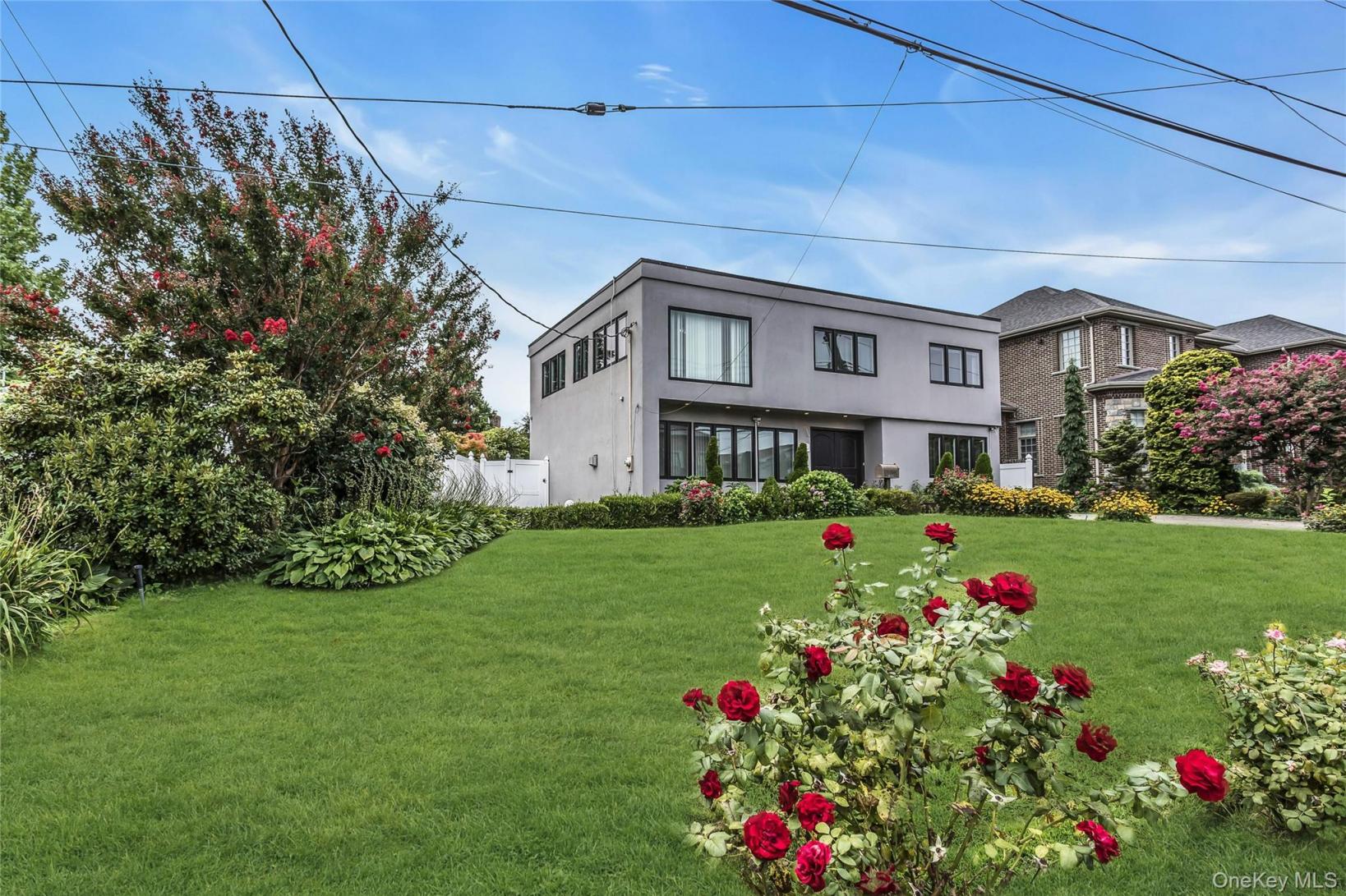 #2 photo, 14962 Powells Cove Boulevard, Whitestone , NY 11357